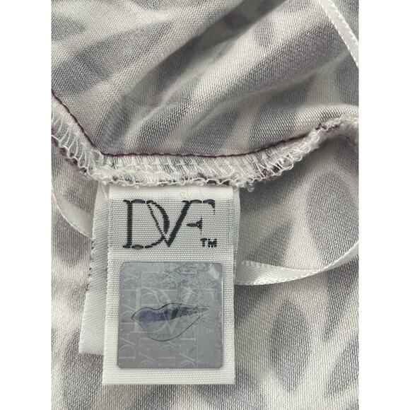 Diane von Furstenberg Dress  Wrap Belted Knee Length New Julian Two - Picture 10 of 11